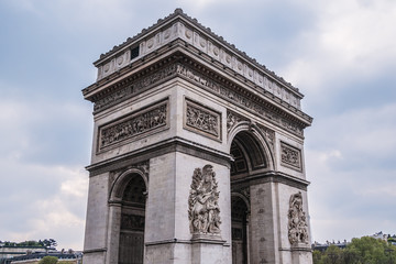 Fototapeta na wymiar Arc de Triomphe de l'Etoile on de Gaulle Place, Paris, France