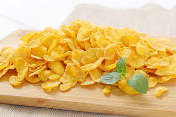 pile of corn flakes