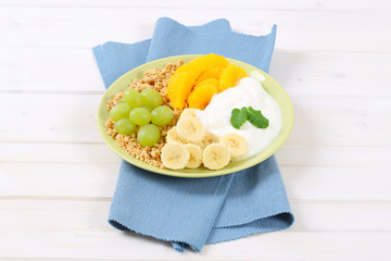 muesli with yogurt and fresh fruit