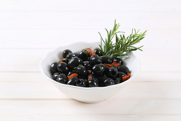 black olives with dried tomatoes