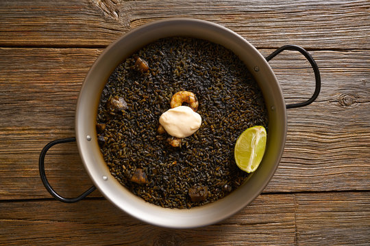 Black rice Paella recipe for two from Spain