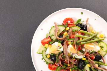 fresh mixed salad, salade nicoise