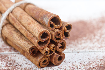 Cinnamon sticks and cocoa powder