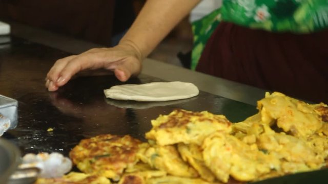 Roti mataba cooking