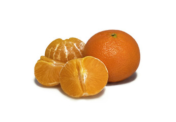 Mandarin whole and in pieces