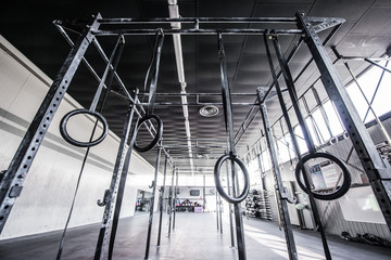 view of crossfit gym with sun