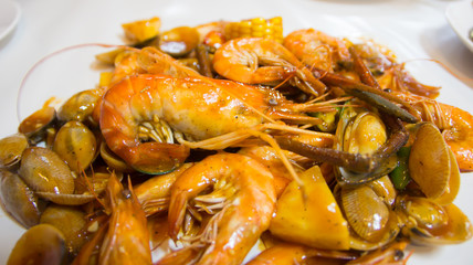 Shrimp baked with sauce