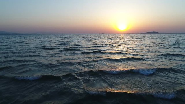 ドローン空撮　夕方の海