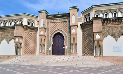 Entrance to the mosque in the Moroccan style
