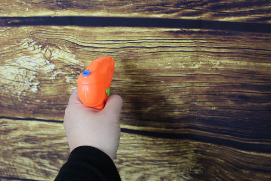pistolet a eau jouet