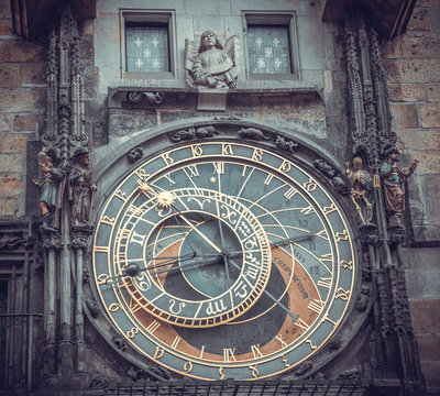 Символ города Прага. Древние астрономические часы