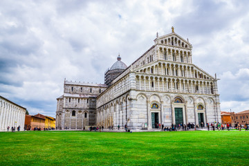 Fototapeta premium Pisa Cathedral (Duomo di Pisa) with the Leaning Tower of Pisa on Piazza dei Miracoli in Pisa, Tuscany, Italy