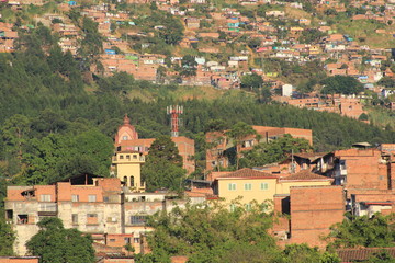 Panorámica, sector oriental de la ciudad. Medellín, Colombia.