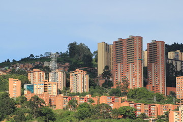 Fototapeta premium Panorámica sector centro-oriental. Medellín, Antioquia, Colombia. 