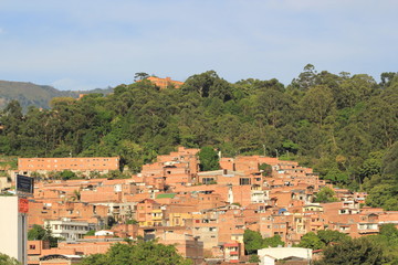 Fototapeta na wymiar Panorámica sector centro-oriental. Medellín, Antioquia, Colombia. 