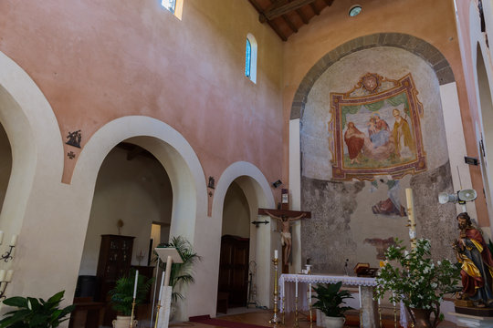 Teano CE, chiesa di San Paride ad Fontem