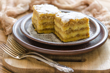 Apple pie with semolina on a vegan