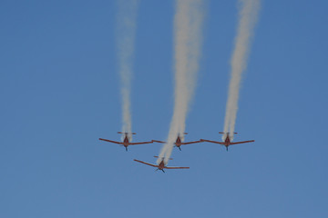 Synchronized flight of 4 planes in the team during Israeli 69st independent day 