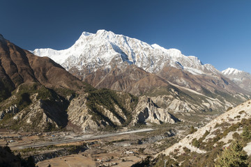 Lotnisko w Ongre, Nepal Himalaje