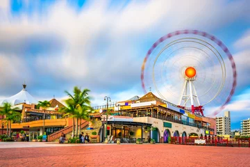 Fotobehang Amusementspark American Village, Okinawa, Japan