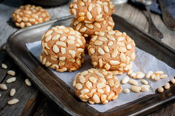 Chocolate biscuit with sweet airy rice, horizontal