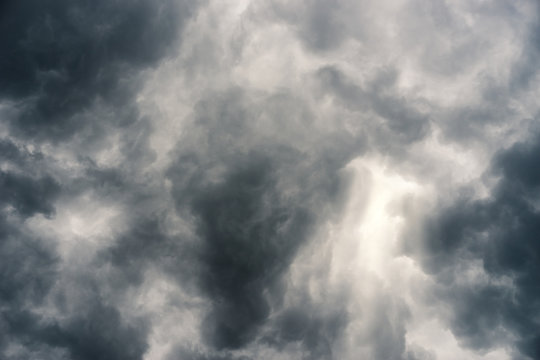 rain cloud, storm cloud before a thunder storm Background