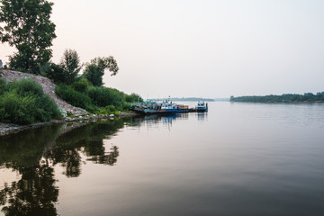 Obraz premium River shore and the water in the river