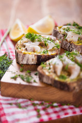 sandwich with herring