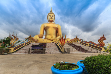 Golden big Buddha statue