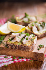 sandwich with herring