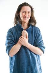 Kritischer, junger Mann