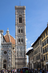Fototapeta na wymiar The Basilica di Santa Maria del Fiore and bell tower in Florence, Italy