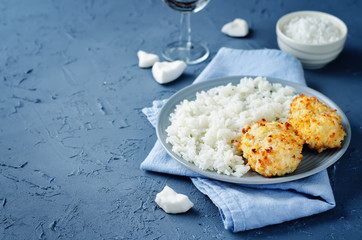 Coconut chicken crust with rice