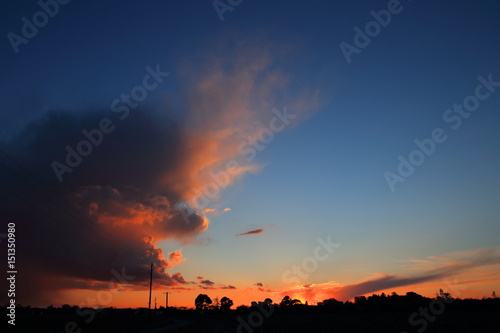 Coucher De Soleil Dans Laude Occitanie Dans Le Sud De La