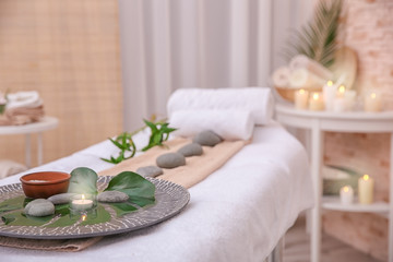 Obraz na płótnie Canvas Massage setting in modern wellness center
