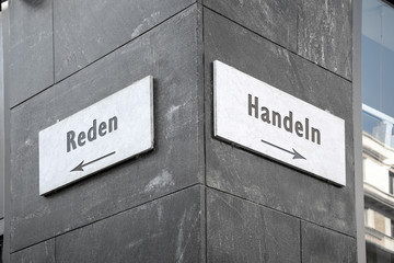 Schild 221 - Handeln