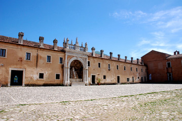 PADULA : LA CERTOSA DI SAN LORENZO