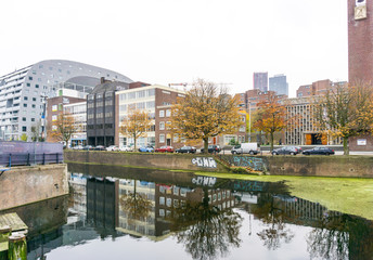 Obraz premium ROTTERDAM, Netherlands - November 12, 2017 : Street view of Rotterdam City Netherlands. back to 1270 when a dam was constructed in the Rotte river by people settled around it for safety.