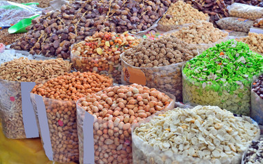 Sale of nuts and dried fruits on the market