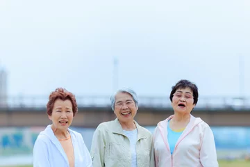 Fotobehang アジア人高齢者ポートレート複数人 © beeboys