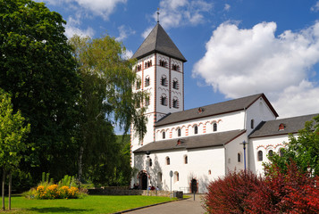 Fototapeta na wymiar St. Johannes-Kirche, Unesco Weltkulturerbe Oberes Mittelrheintal, Lahnstein, Rheinland-Pfalz, Deutschland, Europa