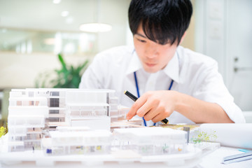 ビジネスイメージ（建築家・建築模型・会社員）