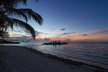 Fototapeta na wymiar Mauritius Sunset Beach
