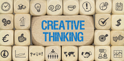 Creative Thinking / Würfel mit Symbole