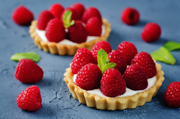 Raspberry tartlets