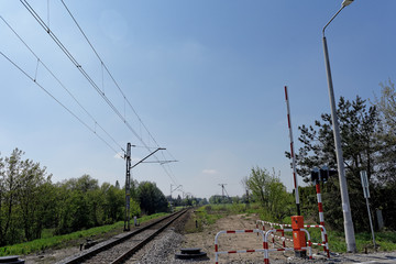 przejazd kolejowy z zaporami  © ftomasz