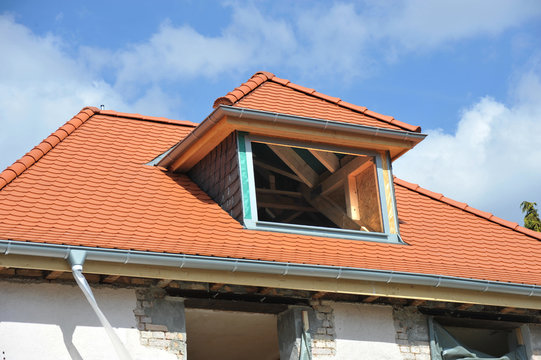 Neuaufbau einer Dachgaube auf einem Ziegeldach