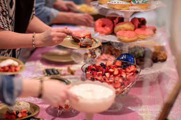 Eating Desserts