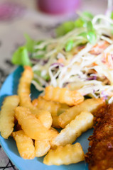 Patato stick fried and salad