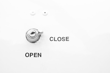 “open and close” wrote font on helicopter